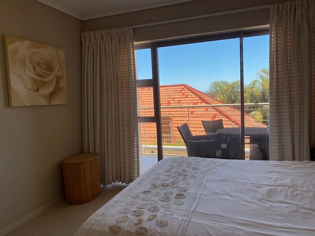 To Let 2 Bedroom Property for Rent in Sea Point Western Cape